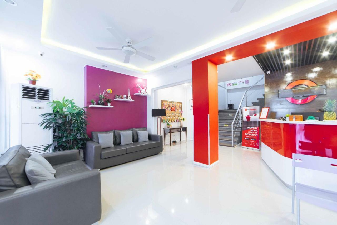 Reddoorz Plus Near Sm Lanang Davao Luaran gambar